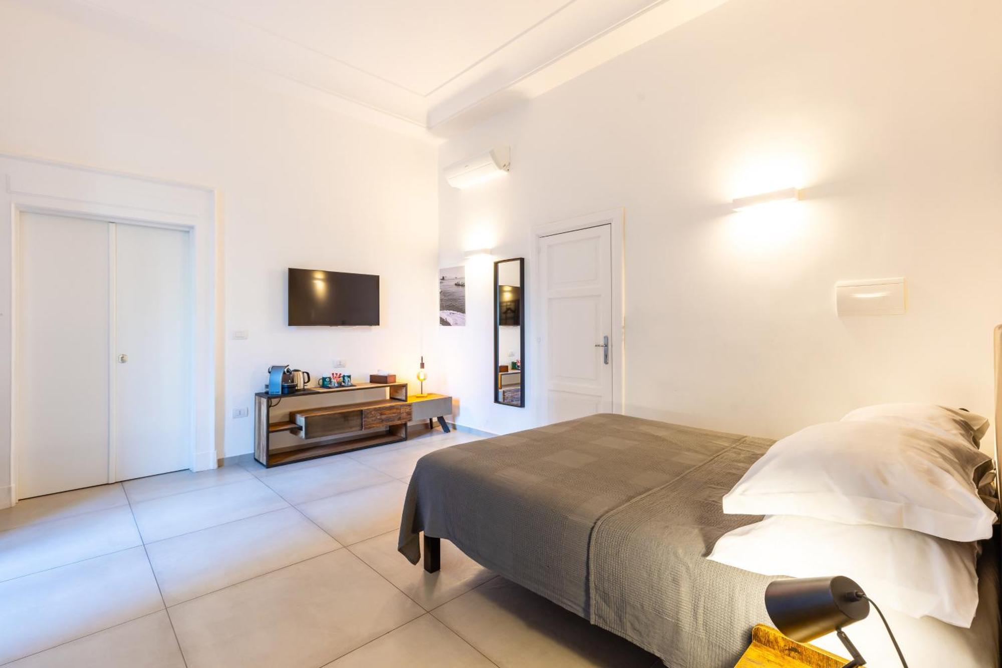 Residenza Partanna By Napoliapartments Экстерьер фото
